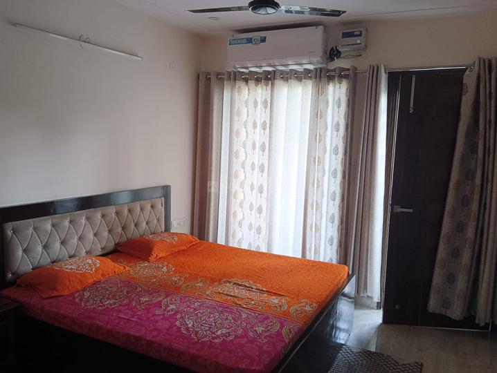 Khushi apa Bedroom 1