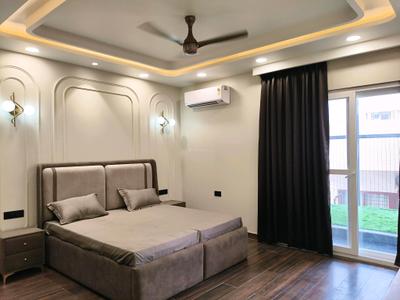 Bedroom Image of 3500 Sq.ft 4 BHK Builder Floor for sale in Greenwood City Floors, Sector 45 Gurgaon for Rs. 53000000
