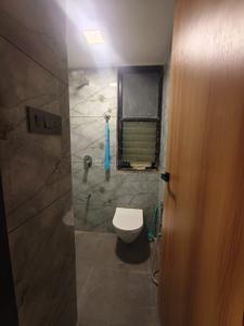 Bathroom Image of 1980 Sq.ft 3 BHK Apartment / Flat for rent in Paldi Ahmedabad for Rs. 36000