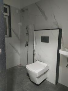 Common Bathroom Image of 950 Sq.ft 2 BHK Apartment / Flat for sale in Nicco Residency, Andheri East Mumbai for Rs. 22900000