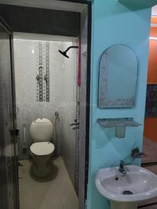 Bathroom Image of 300 Sq.ft 1 RK Apartment / Flat for rent in Sector 16 Dwarka New Delhi for Rs. 10000