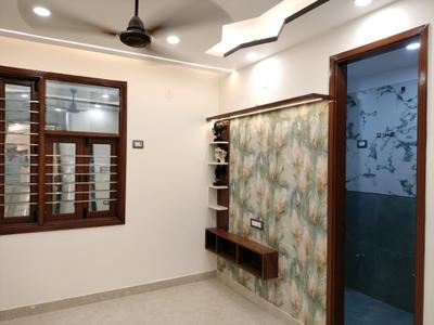 Bedroom Image of 800 Sq.ft 2 BHK Builder Floor for sale in Tara Nagar New Delhi for Rs. 5900000