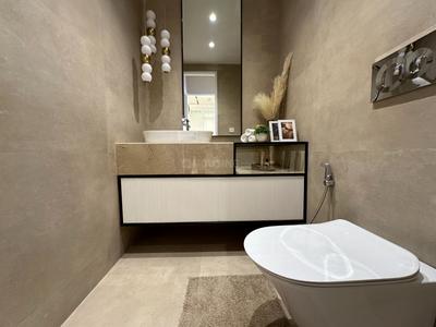 Bathroom Image of 2330 Sq.ft 4 BHK Apartment / Flat for sale in L And T The Gateway, Sewri Mumbai for Rs. 145000000