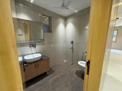 Image of 1400 Sq.ft 3 BHK Builder Floor for sale in Janakpuri, New Delhi for Rs. 23000000