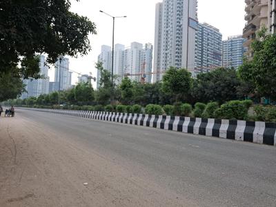 Image of 1800 Sq.ft Residential Plot / Land for sale in Sector 104, Noida for Rs. 28500000