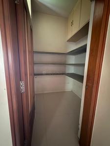 Bathroom Image of 5000 Sq.ft 5 BHK Independent House for rent in Arera Colony Bhopal for Rs. 275000