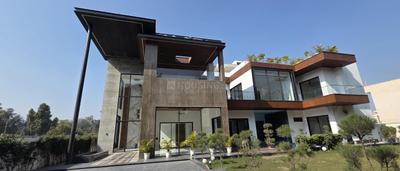 Image of 43560 Sq.ft 7 BHK Farm House for sale in DLF Farms, New Delhi for Rs. 650000000