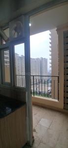 Balcony Image of 1650 Sq.ft 3 BHK Apartment / Flat for sale in Amrapali Crystal Homes Phase 1, Sector 76 Noida for Rs. 22000000