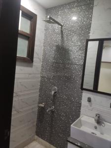Bathroom Image of 1000 Sq.ft 2 BHK Builder Floor for sale in Lajpat Nagar New Delhi for Rs. 17500000