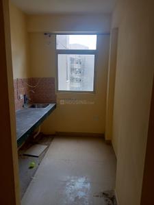 Kitchen Image of 750 Sq.ft 3 BHK Apartment / Flat for sale in Conscient Habitat Residences, Sector 78 Faridabad for Rs. 5900000