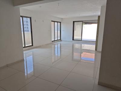 Living Room Image of 2700 Sq.ft 3 BHK Penthouse for sale in Rajeshri Maruti Amrakunj 3, Sargasan Gandhinagar for Rs. 12500000
