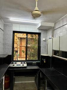 Kitchen Image of 650 Sq.ft 1 BHK Apartment / Flat for rent in Chembur Mumbai for Rs. 47000