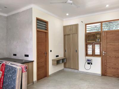 Bedroom Image of 1000 Sq.ft 1 RK Independent House for rent in HUDA Plot Sector 42, Sector 42 Gurgaon for Rs. 27000