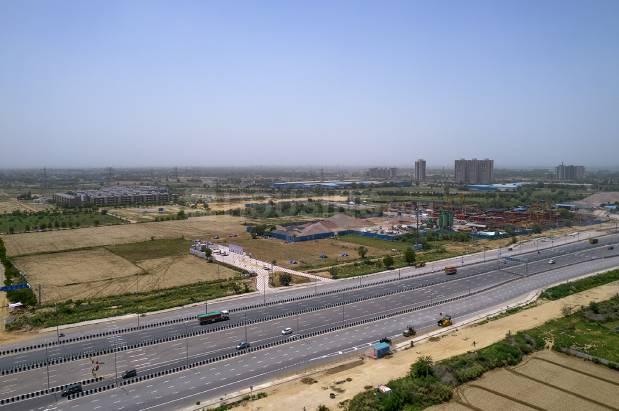 Vatika Xpressions Main Image 1