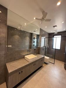 Bathroom Image of 4200 Sq.ft 4 BHK Builder Floor for sale in Sector 15 Part 2 Gurgaon for Rs. 50000000