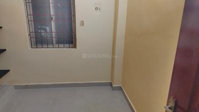 Bedroom Image of 650 Sq.ft 2 BHK Independent House for rent in Vettuvankani Chennai for Rs. 16000
