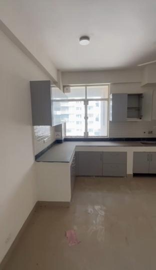 Breez Global Heights Main Image 1