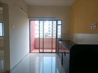 Kitchen Image of 900 Sq.ft 2 BHK Apartment / Flat for rent in Kumar Pebble Park, Hadapsar Pune for Rs. 20000
