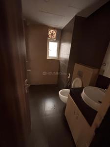 Bathroom Image of 2150 Sq.ft 3 BHK Apartment / Flat for sale in Paras Irene, Sector 70A Gurgaon for Rs. 27000000