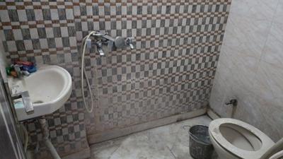 Bathroom Image of 420 Sq.ft 1 BHK Builder Floor for sale in Govindpuri New Delhi for Rs. 2000000
