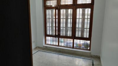 Bedroom Image of 2152 Sq.ft 2 BHK Builder Floor for rent in Gomti Nagar Lucknow for Rs. 25000