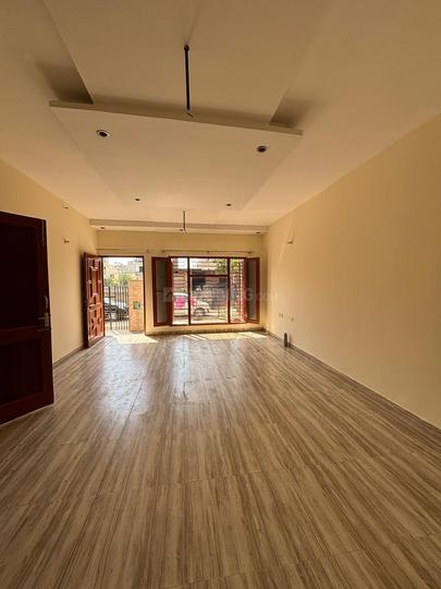 Sector 125 Main Image 1