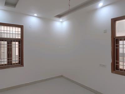 Bedroom Image of 1125 Sq.ft 4 BHK Apartment / Flat for sale in Sector 38 Rohini New Delhi for Rs. 8500000