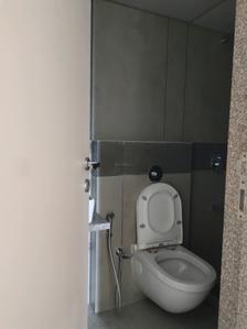 Common Bathroom Image of 1050 Sq.ft 3 BHK Apartment / Flat for sale in Gurukrupa Marina Enclave, Malad West Mumbai for Rs. 25000000