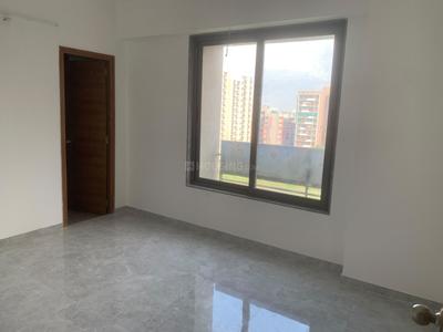 Bedroom Image of 842 Sq.ft 3 BHK Apartment / Flat for rent in Sun Crest, Bhadaj Ahmedabad for Rs. 30000