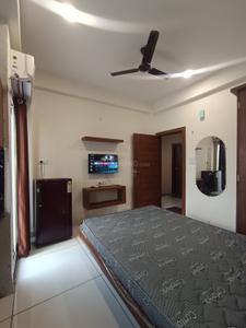 Bedroom Image of 395 Sq.ft 1 RK Studio for rent in Scheme No 114 Indore for Rs. 15999
