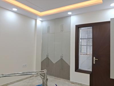 Bedroom Image of 2250 Sq.ft 4 BHK Builder Floor for sale in Paschim Vihar New Delhi for Rs. 42000000