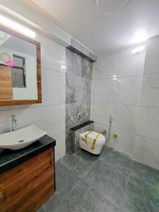 Bathroom Image of 1600 Sq.ft 2 BHK Apartment / Flat for rent in Khema-Ka-Kuwa Jodhpur for Rs. 15000