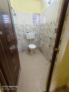 Image of 700 Sq.ft 2 BHK Builder Floor for rent in VIP Nagar, Kolkata for Rs. 10000