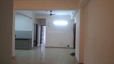 Living Room Image of 1600 Sq.ft 3 BHK Apartment / Flat for rent in Saviour Greenisle, Crossings Republik Ghaziabad for Rs. 25000