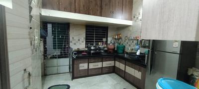 Kitchen Image of 1350 Sq.ft 2 BHK Builder Floor for rent in Chandkheda Ahmedabad for Rs. 16000