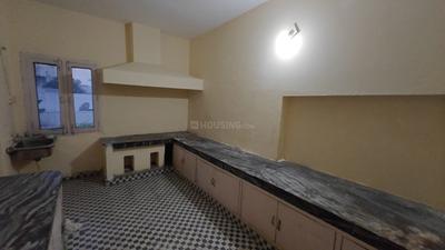 Kitchen Image of 3000 Sq.ft 3 BHK Builder Floor for rent in Gandhi Nagar Jammu for Rs. 50000
