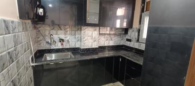 Bathroom Image of 840 Sq.ft 1 BHK Builder Floor for rent in Preet Vihar New Delhi for Rs. 20000