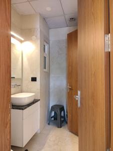 Common Bathroom Image of 1719 Sq.ft 3 BHK Apartment / Flat for sale in Calista Heights, Noida Extension Greater Noida for Rs. 10316000