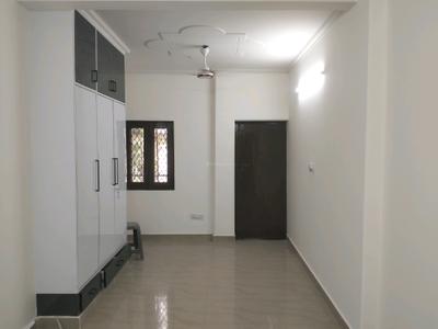 Bedroom Image of 1125 Sq.ft 3 BHK Apartment / Flat for sale in Vikaspuri New Delhi for Rs. 15500000