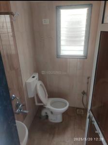 Bathroom Image of 1550 Sq.ft 2 BHK Duplex for rent in Nashik Road Nashik for Rs. 13000