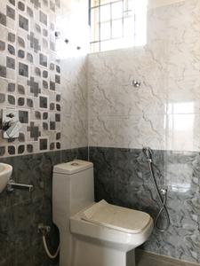 Common Bathroom Image of 1261 Sq.ft 3 BHK Apartment / Flat for sale in K R Puram Bengaluru for Rs. 7500000