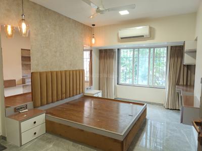 Bedroom Image of 1550 Sq.ft 3 BHK Apartment / Flat for sale in Lokhandwala Complex, Andheri West Mumbai for Rs. 58000000