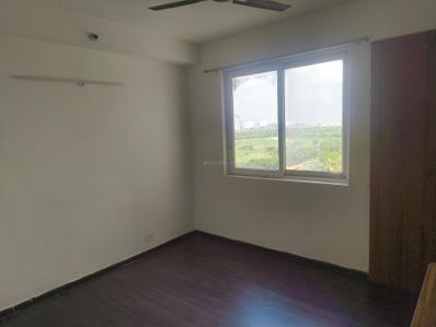 Bedroom Image of 1215 Sq.ft 2 BHK Apartment / Flat for rent in The 3C Lotus Zing, Sector 168 Noida for Rs. 25000