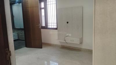 Bedroom Image of 1350 Sq.ft 3 BHK Builder Floor for sale in Kirti Nagar New Delhi for Rs. 24000000