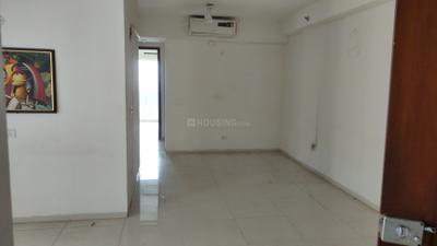 Living Room Image of 1955 Sq.ft 3 BHK Apartment / Flat for rent in Sunworld Arista, Sector 168 Noida for Rs. 47000