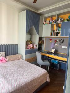 Bedroom Image of 2187 Sq.ft 3 BHK Apartment / Flat for sale in Central Park Resorts, Sector 48 Gurgaon for Rs. 70000000
