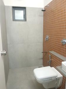 Common Bathroom Image of 1409 Sq.ft 3 BHK Apartment / Flat for rent in Atishay Sky, Sargasan Gandhinagar for Rs. 50000