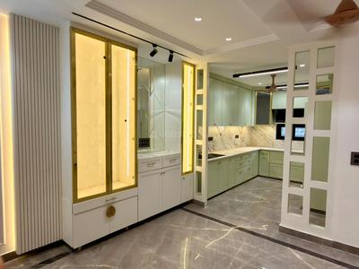 Bedroom Image of 1800 Sq.ft 3 BHK Builder Floor for sale in Vivek Vihar New Delhi for Rs. 37500000