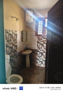 Bathroom Image of 1200 Sq.ft 2 BHK Apartment / Flat for rent in Dharamsala Kangra for Rs. 17000