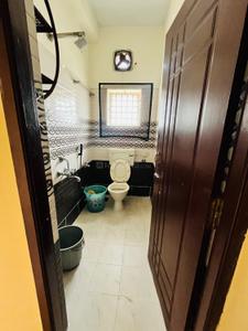 Bathroom Image of 946 Sq.ft 1 BHK Apartment / Flat for rent in Kattupakkam Chennai for Rs. 20000